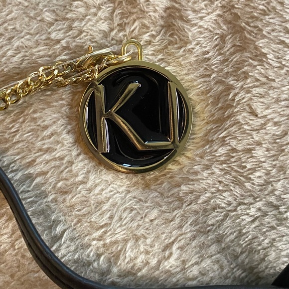 Kate Landry Oversized Tote - Picture 3 of 4